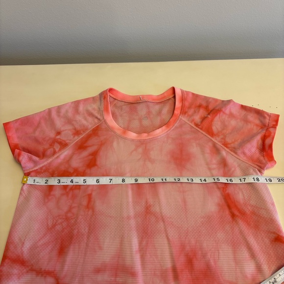 Lululemon Swiftly Tech Tee 2.0 *Marble Size 12 Marble Dye Raspberry Cream - Picture 7 of 11